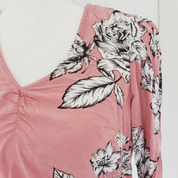 Candies, floral, cropped, cropped top, blouse, - Picture 4 of 5